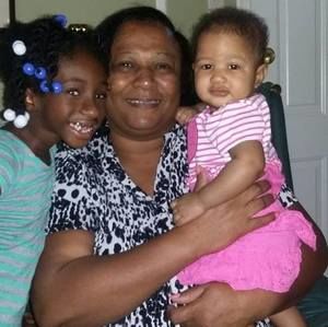 Meet your Posher, Cynthia